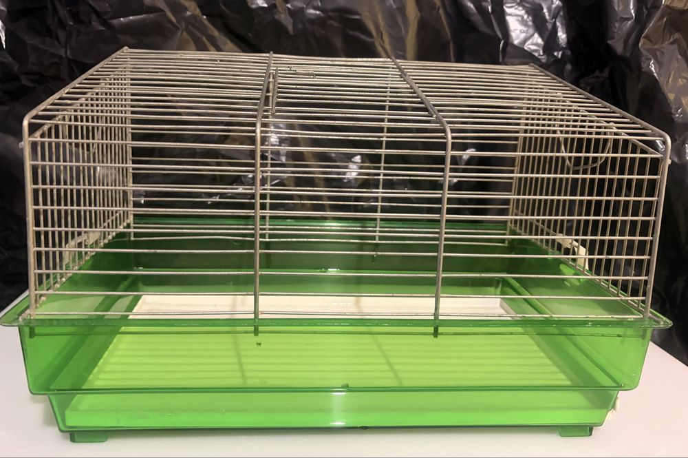 Gaiolas Usadas  para aves pequenas