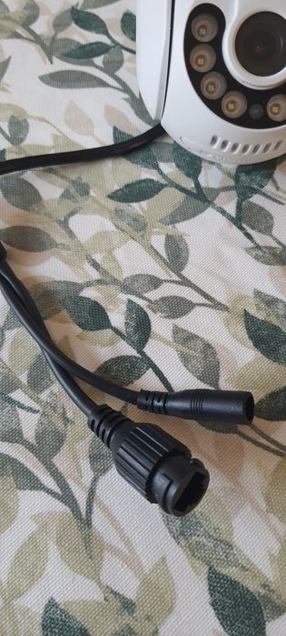 4 câmeras de vídeo vigilância