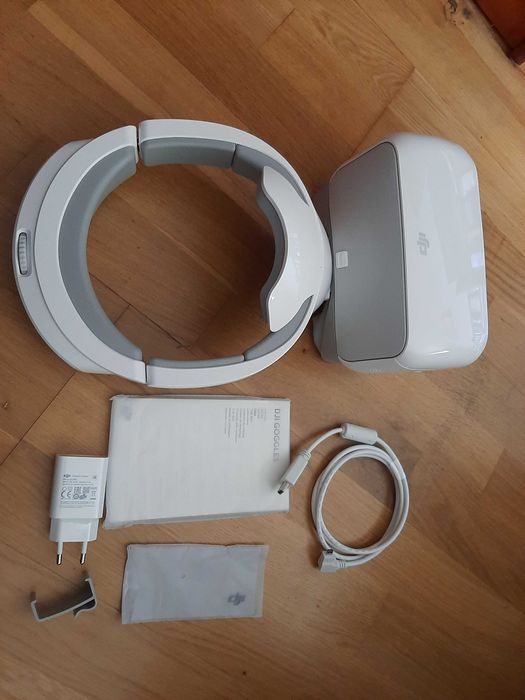 DJI Mavic 2 Pro Fly More + DJI Goggle