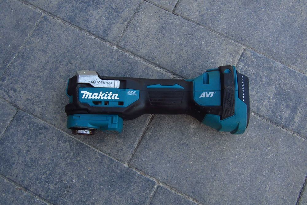 Multitool multi master MAKITA DTM 52 szlifierka 18v