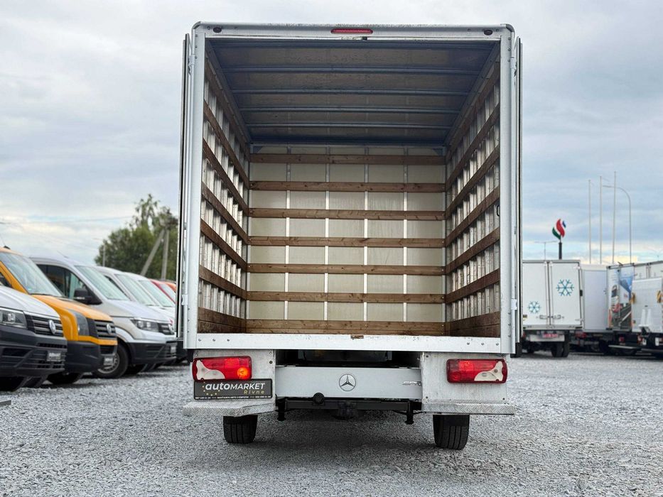 Mercedes-Benz Sprinter 2015p.