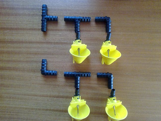 Испанская Микрочашечная поилка для перепелов и др. птицы