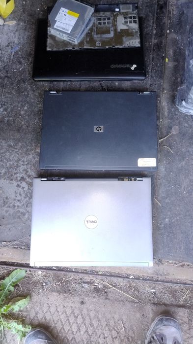 Laptopy na części