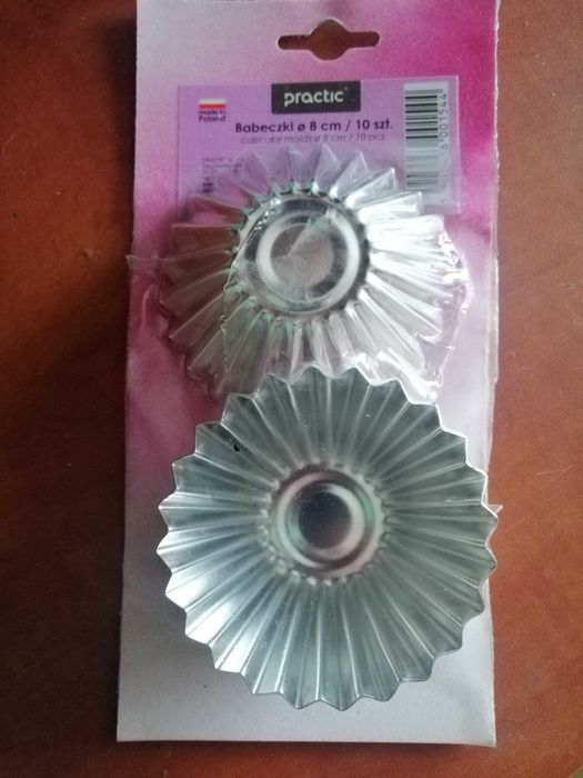 7 foremek do pieczenia 8 cm