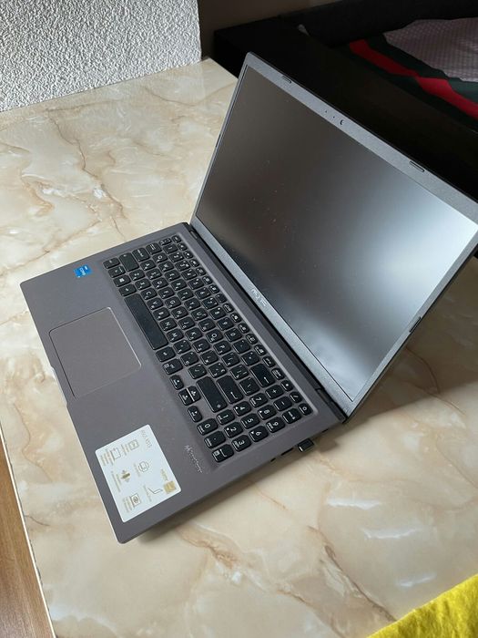 Ноутбук Asus X515EA