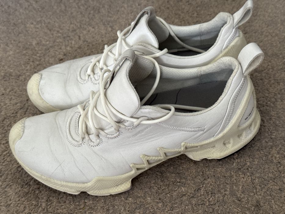 Buty sportowe skórzane Ecco rozmiar 41/27.5