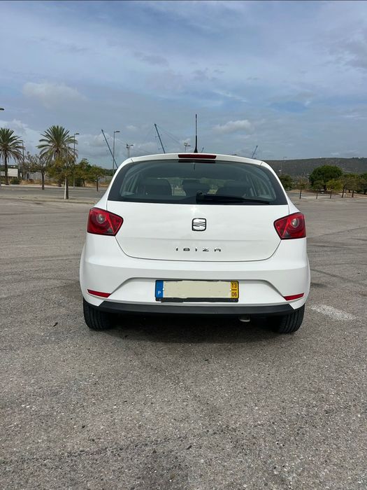 Carro Seat Ibiza — photo 3