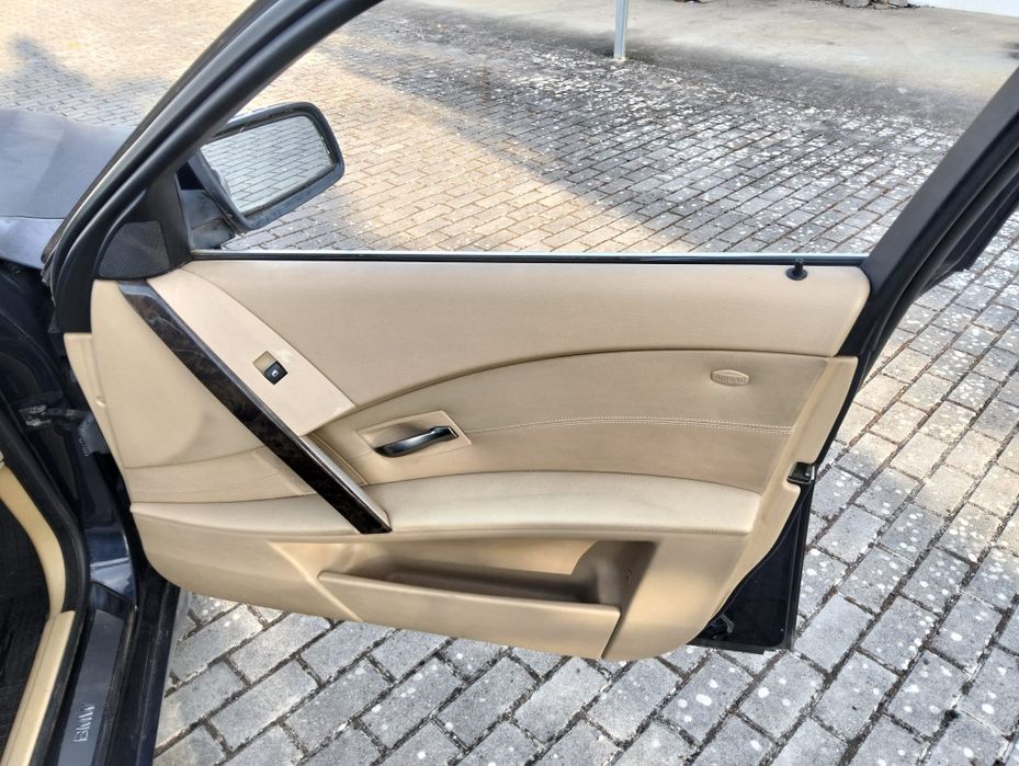 BMW e60 530d automático