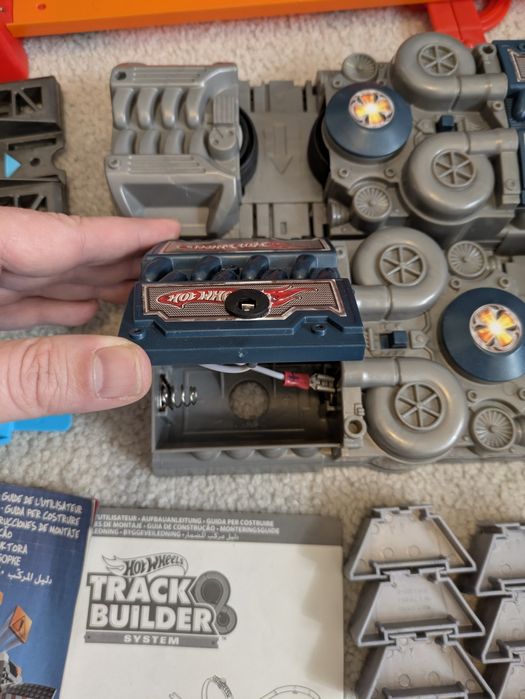 (+100 peças) Hot Wheels Track builder/ set's individuals
