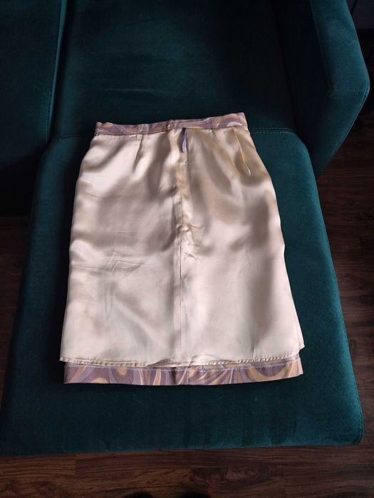 Sprzedam kostium damski r. 38