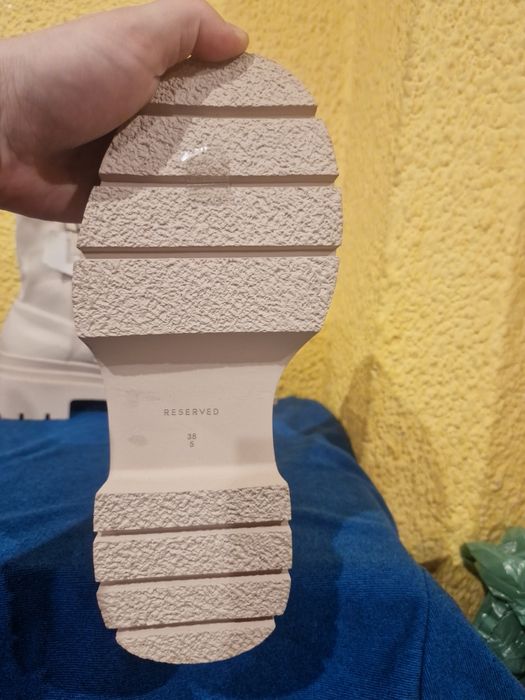 Nowe Reserved Botki Heavy z zamkiem na koturnie roz,38,39/40