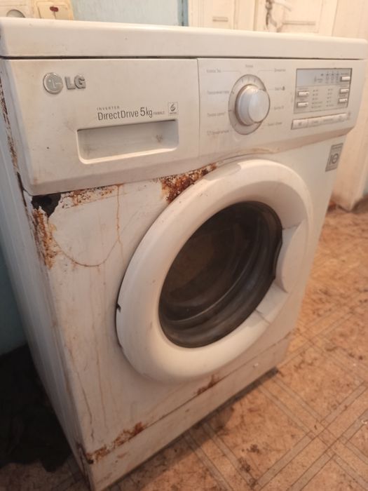 Продам пральну машину LG