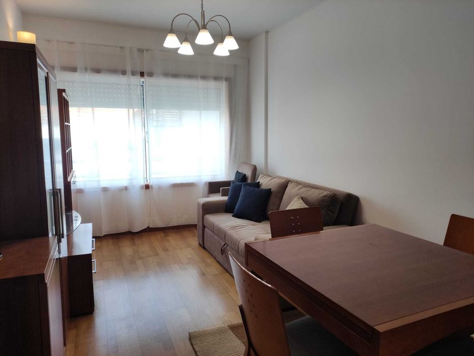 Arrenda-se apartamento T1, no centro da cidade do Porto