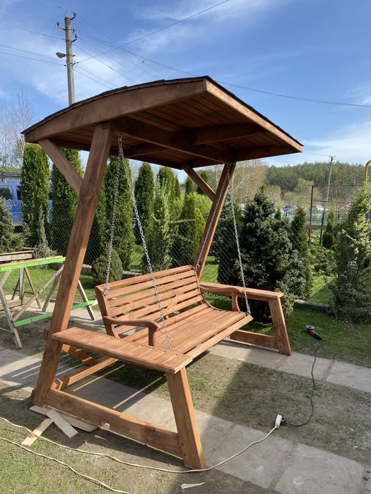 Садова гойдалка качеля