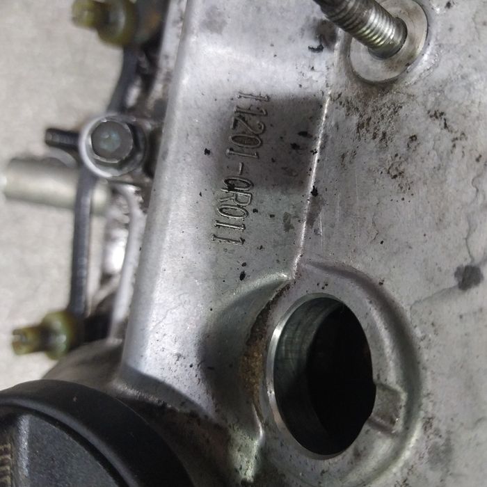 ГБЦ головка блока циліндрів Toyota Avensis T25 RAV4 2.2 DIESEL.