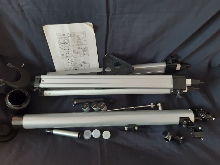 Telescópio 900 X 60