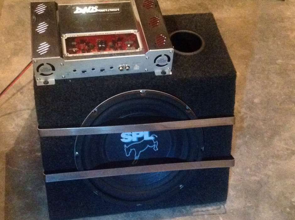 Subwoofer Soundstream SPL Mule 500 Watts + Amplificador