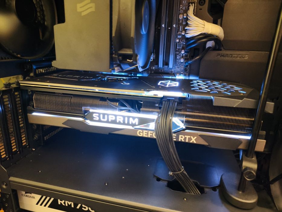 MSI RTX 4070 Ti Suprim X