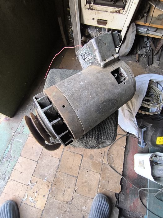 Генератор Икарус