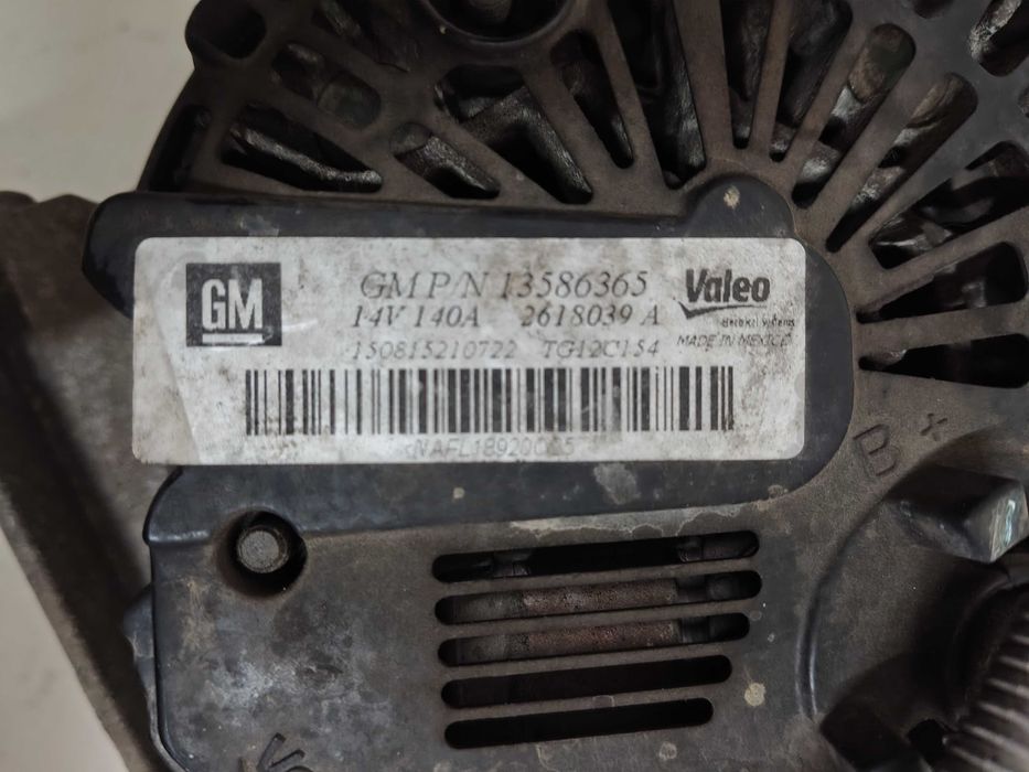 Alternator Opel Astra J 1,6 cdti Opel Insignia A 1,6 cdti Oryginał sprawny gwarancja 13586365