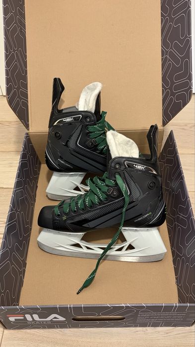 Łyżwy hokejowe CCM Ribcor 42K