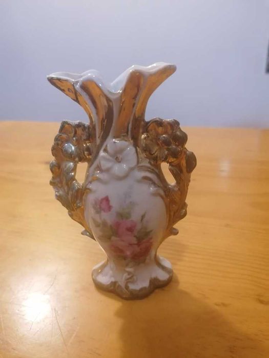Jarra de altar em porcelana francesa