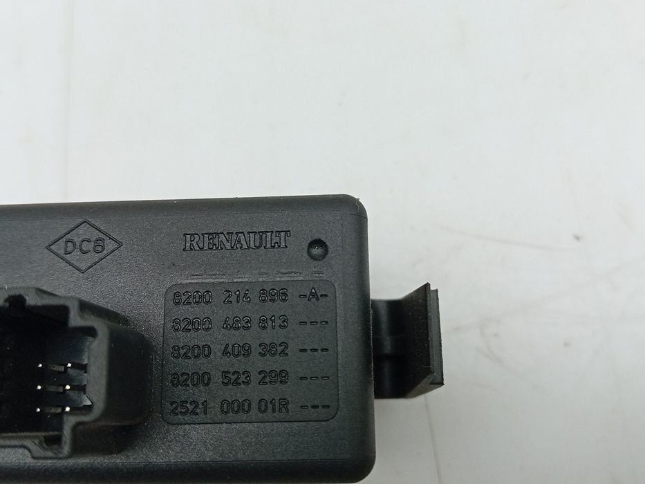 Botão / interruptor 4 piscas RENAULT Megane III (BZ0_)