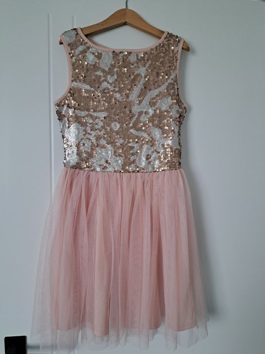 St Bernard sukienka cekinowa 10 lat