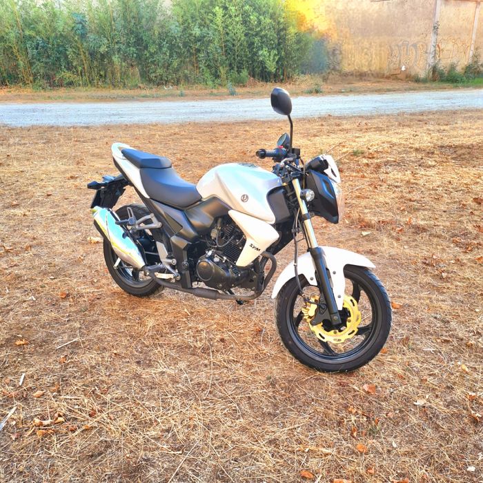 Mota sym wolf 125 poucos km