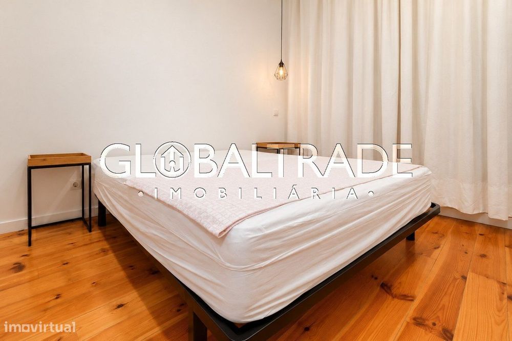 Moradia T2 Renovada & Equipada no Porto