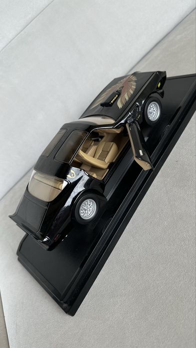 Модельна машина Pontiac