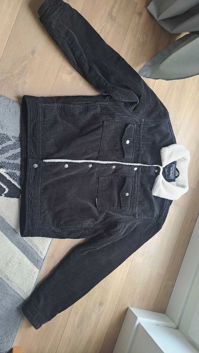 Kurka męska sztruksowa jesień/zima Pull&Bear rozm. S