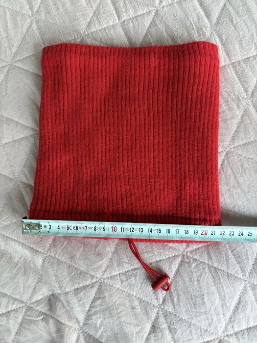 Miękki czerwony komin Reserved