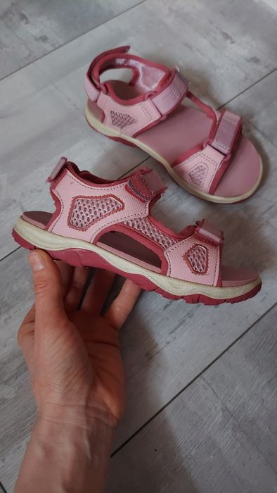 Босоніжки для дівчинки 29 р. 19,5 см.