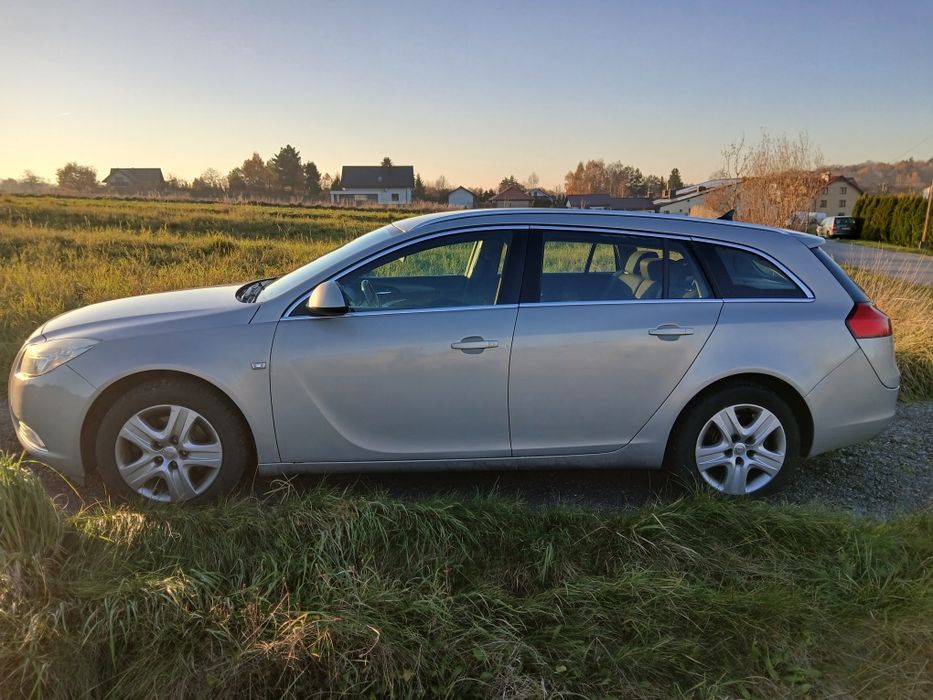 Opel INSIGNIA 2.0 160ps