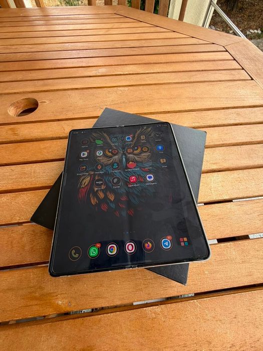 Samsung galaxy  z fold5