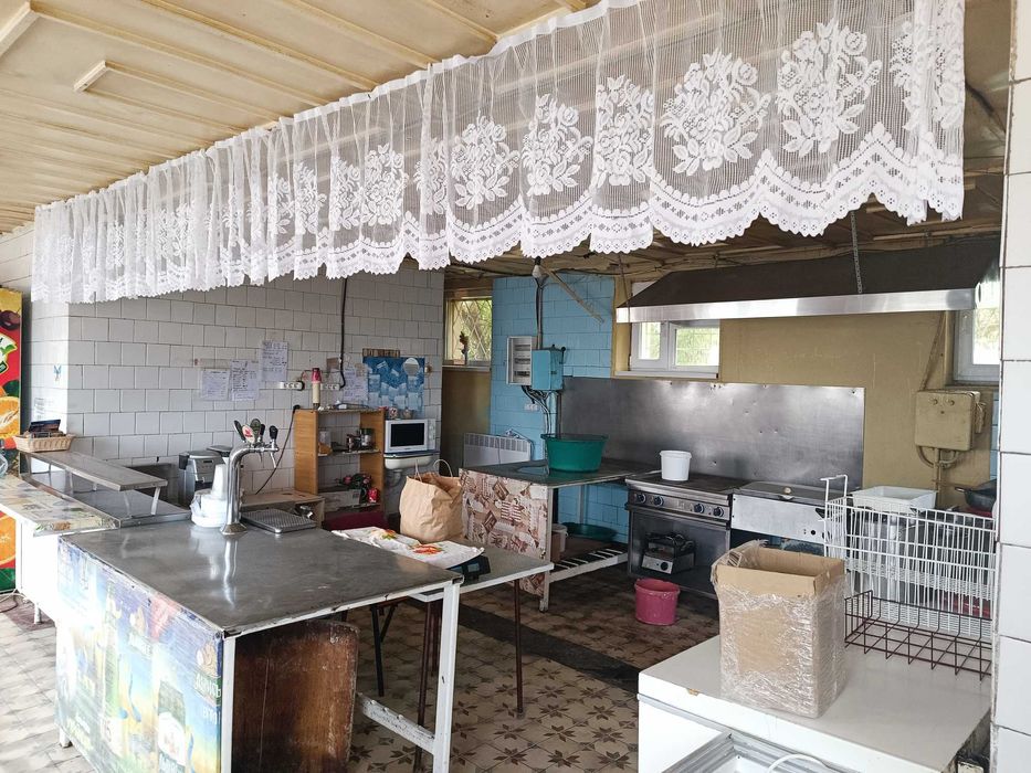 Здам приміщення їдальні з прилеглою територією в районі Пивзаводу.