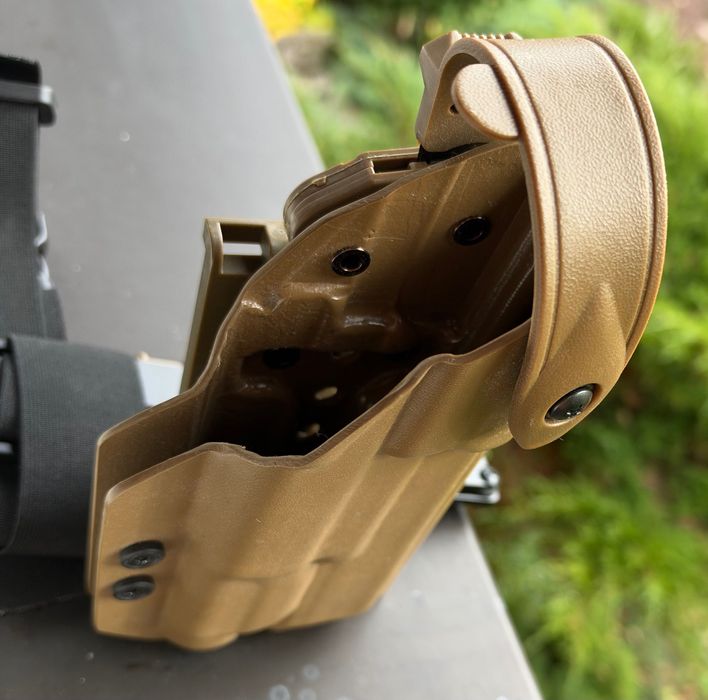 Kabura udowa do Glock 17 pod latarkę Fenix GL19R (V1) – platforma i pas udowy