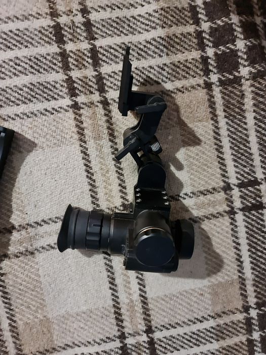 Прилад нічного бачення