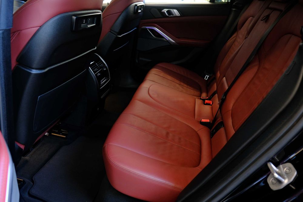 BMW X6 2022 чорний