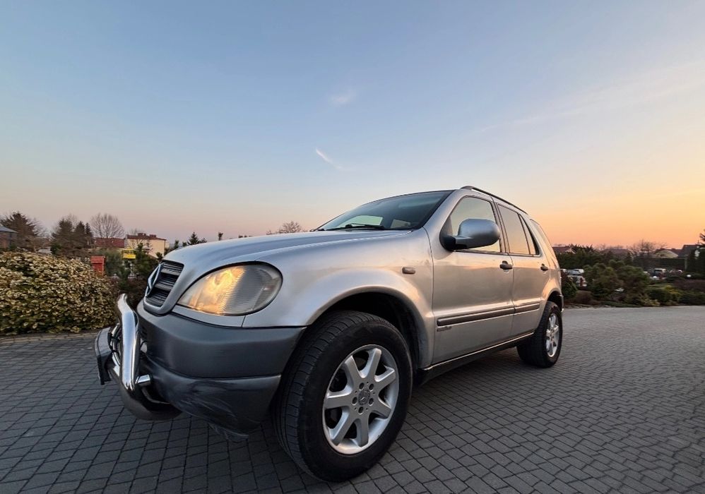 Mercedes Benz ml 1998 рік