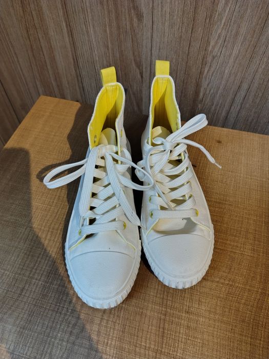 Wysokie trampki rozmiar 38