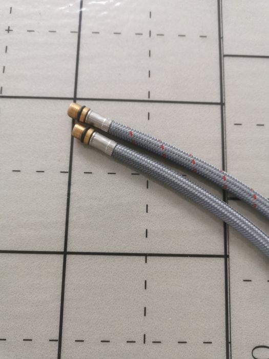 Wężyk do wody do baterii 3/8 cala M10 Nowe 2szt