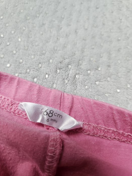Legginsy spodenki rozmiar 68