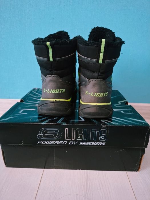 Зимові черевики Skechers