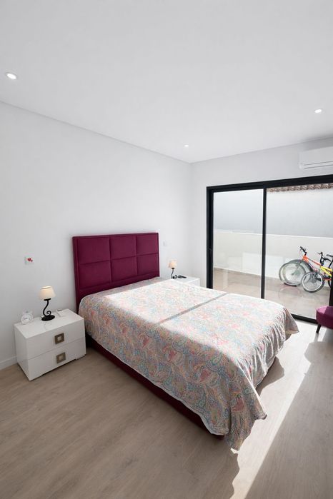 Apartamento T3 Moderno,Pronto a Habitar – Excelente Localização Tavira