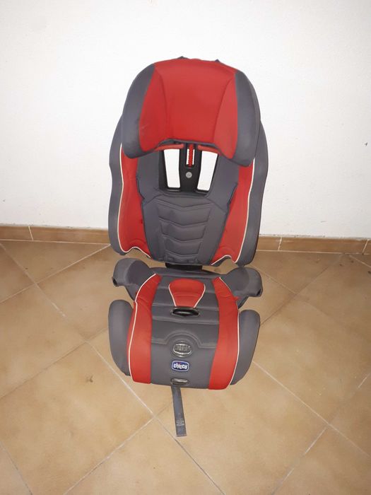 Cadeira Chicco automóvel