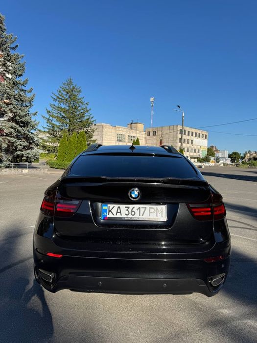 Бмв  Х6    Xdrive  40д  в рідному окрасі, не фарбований  в гарному стані також іходова