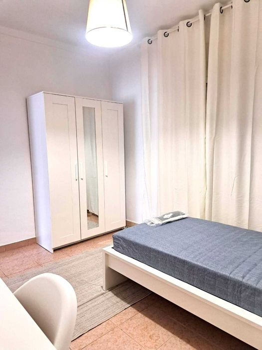 Quartos mobilados em T3 - Arrendamento