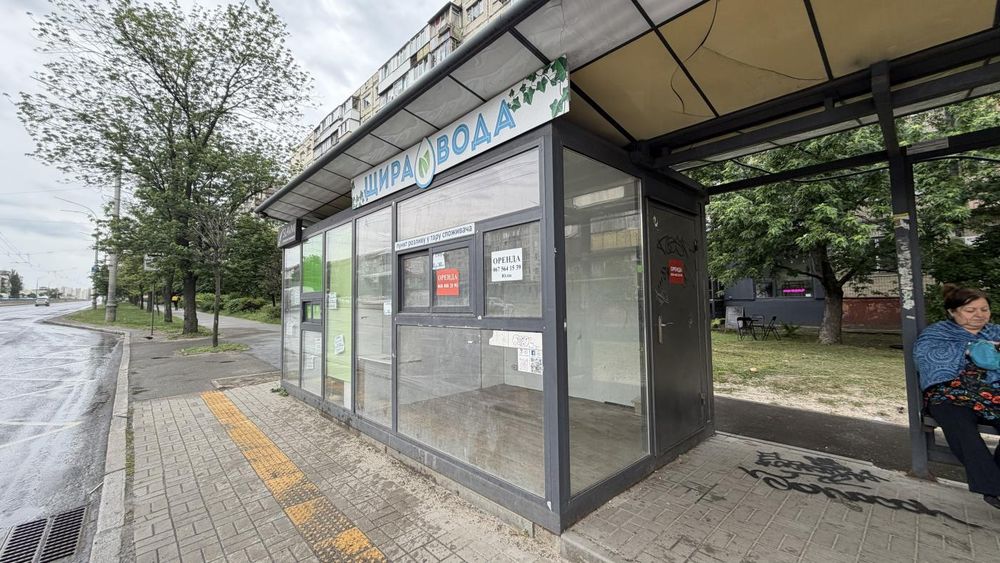 Оренда на пр-ті. Воскресенський, 25 приміщення на 7,5 м², без комісії